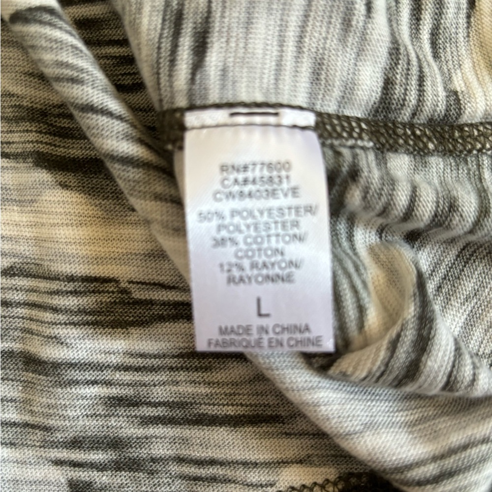 Chaser Shades Of Gray, Green & Cream Camo Tank Top New With Tags Size La… - Picture 13 of 14